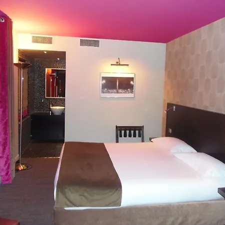 Hotel Aero Passy 3*